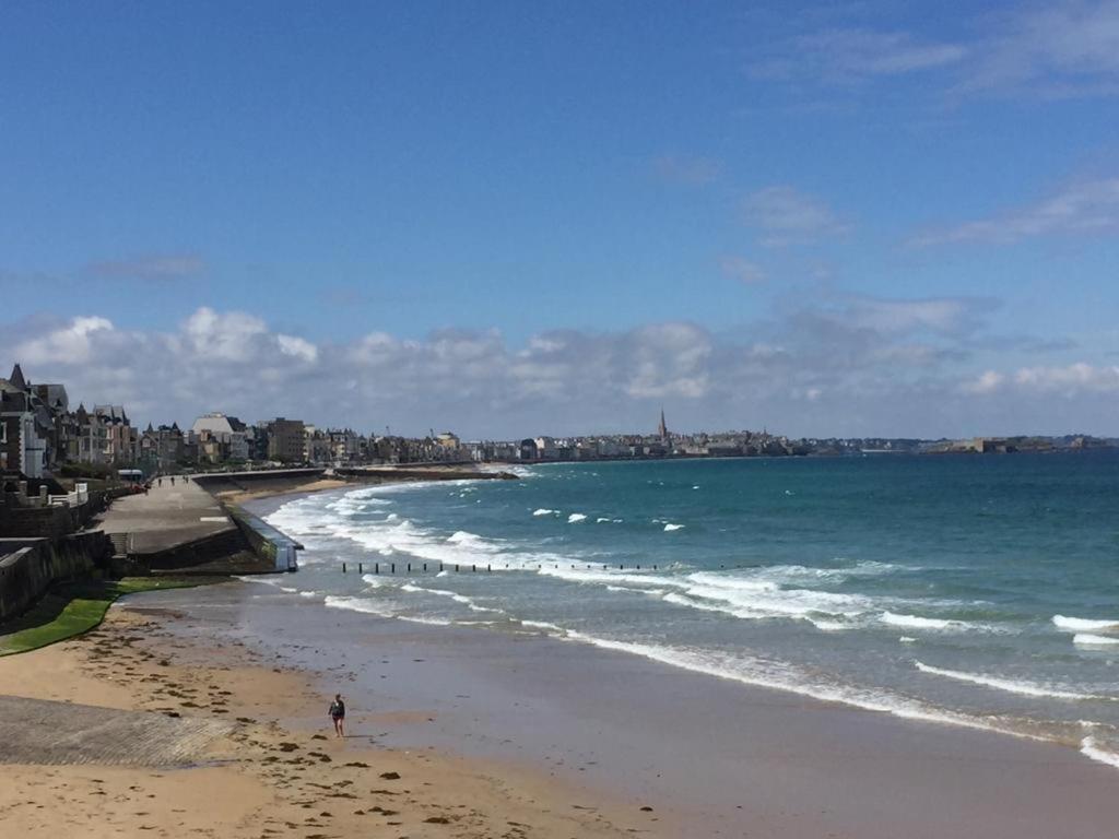 Appartement les pieds dans l'eau - Résidence sur la plage Saint-Malo Exterior foto